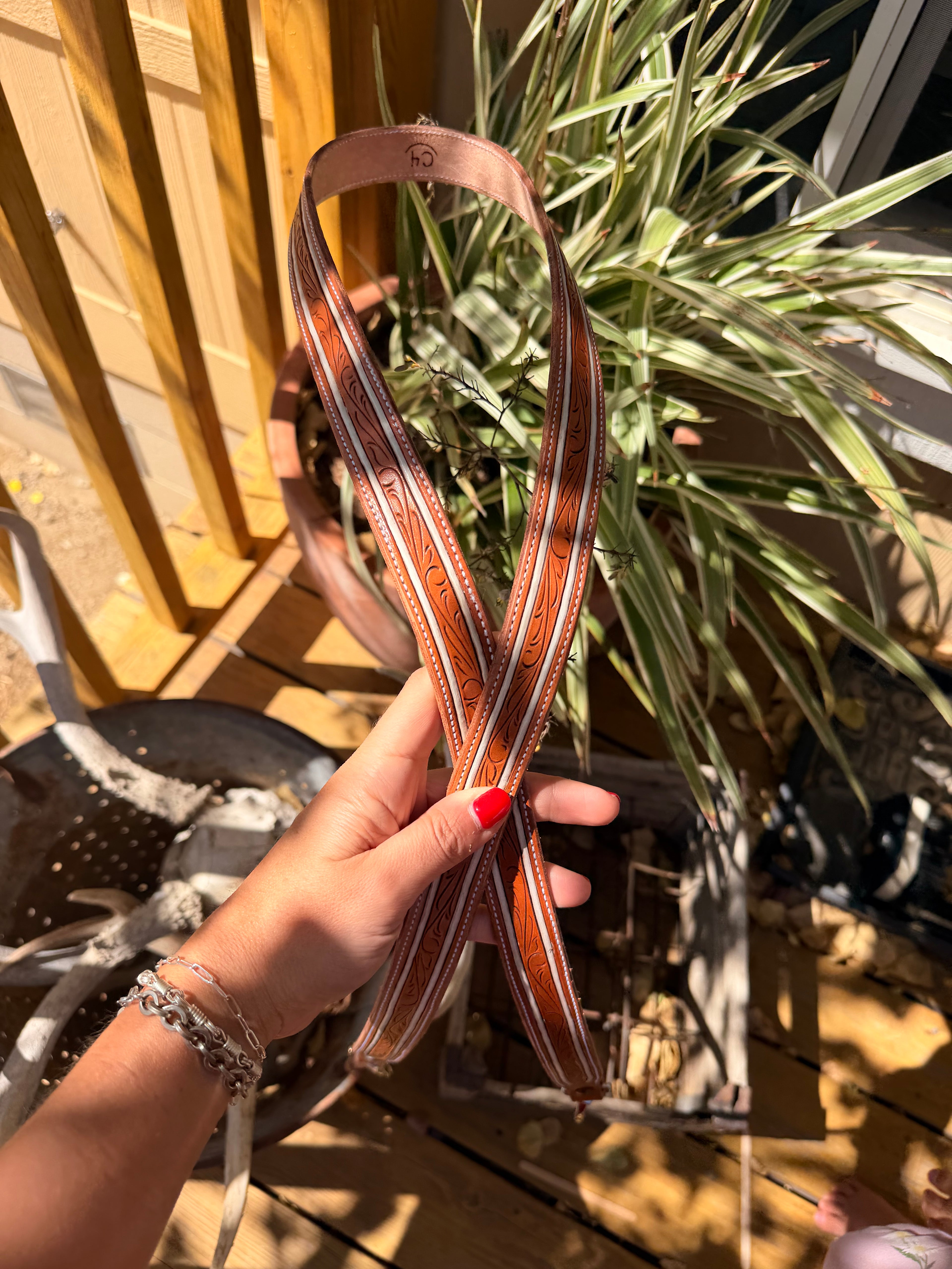 Simple Scroll Purse Strap